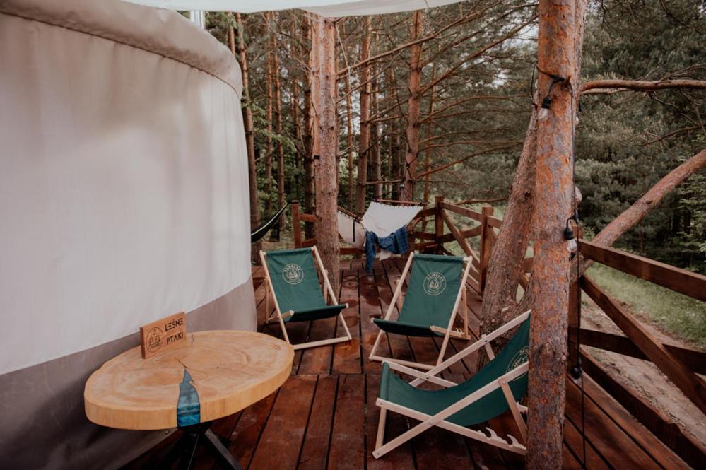 Jurty Z Widokiem, Prywatna Balia- Dzikolas Glamping Krasnobród Buitenkant foto