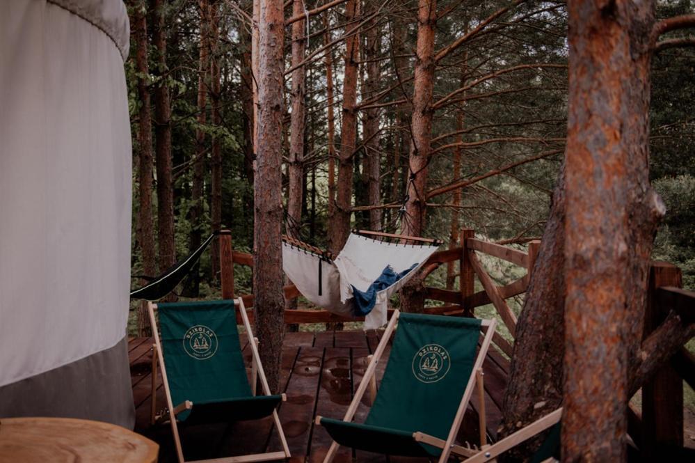 Jurty Z Widokiem, Prywatna Balia- Dzikolas Glamping Krasnobród Buitenkant foto