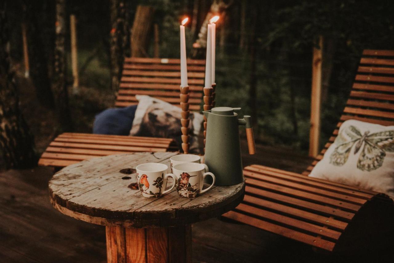 Jurty Z Widokiem, Prywatna Balia- Dzikolas Glamping Krasnobród Buitenkant foto