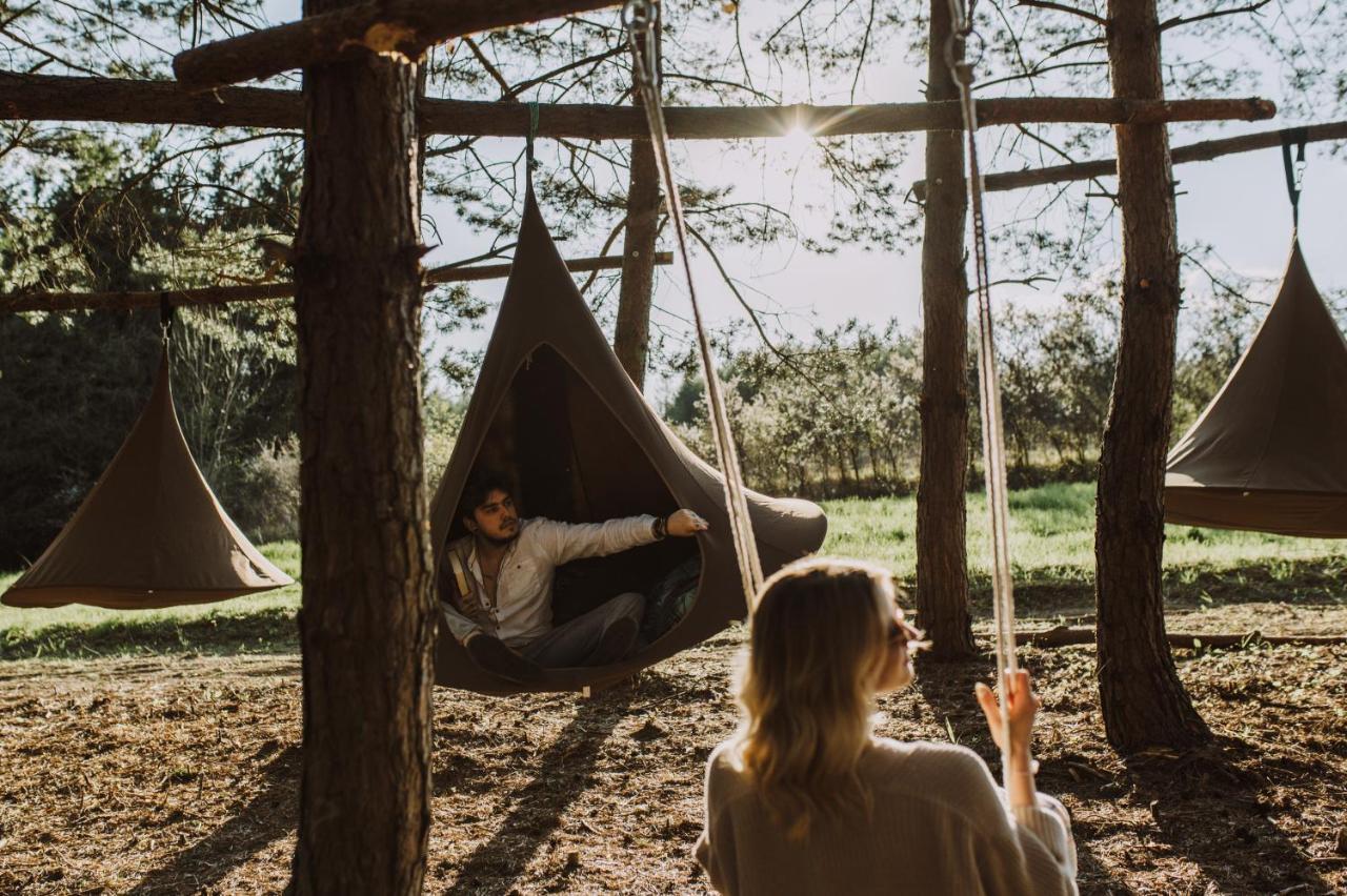 Jurty Z Widokiem, Prywatna Balia- Dzikolas Glamping Krasnobród Buitenkant foto