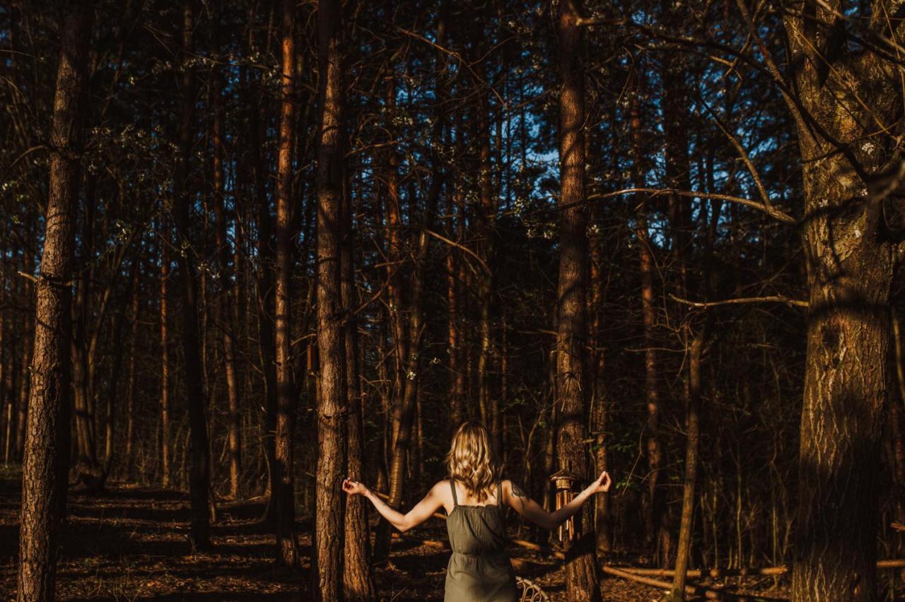 Jurty Z Widokiem, Prywatna Balia- Dzikolas Glamping Krasnobród Buitenkant foto